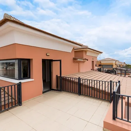 Chalet Home2book Chill Bbq Hideaway In Corralejo